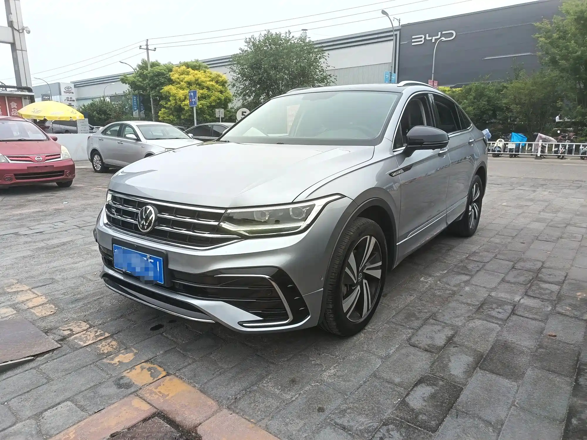 VOLKSWAGEN TIGUAN X