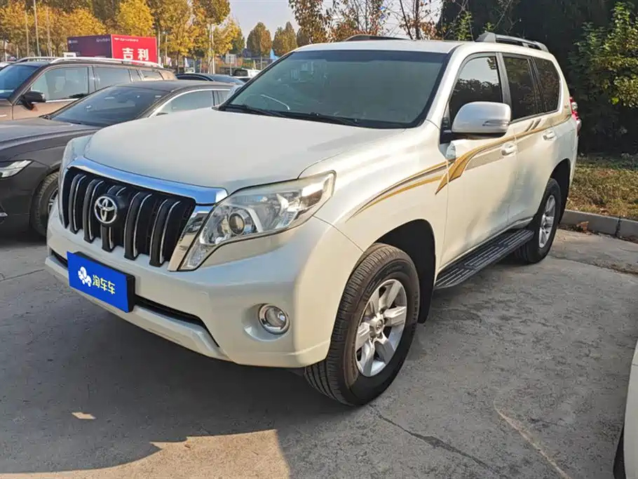 TOYOTA PRADO