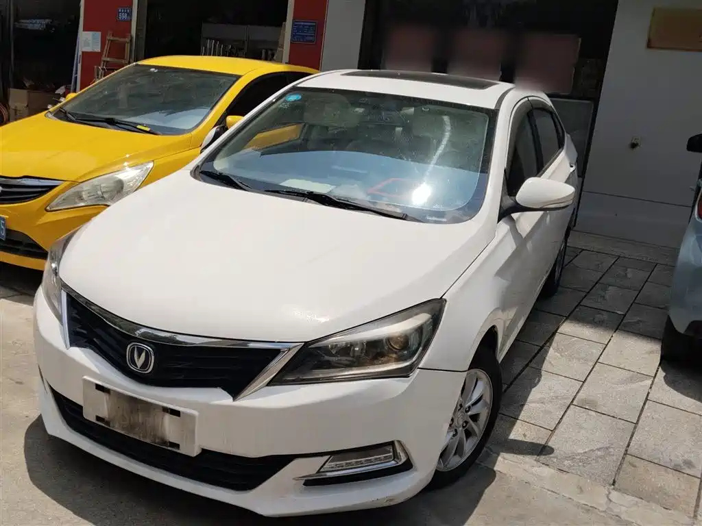 CHANGAN ALSVIN V7