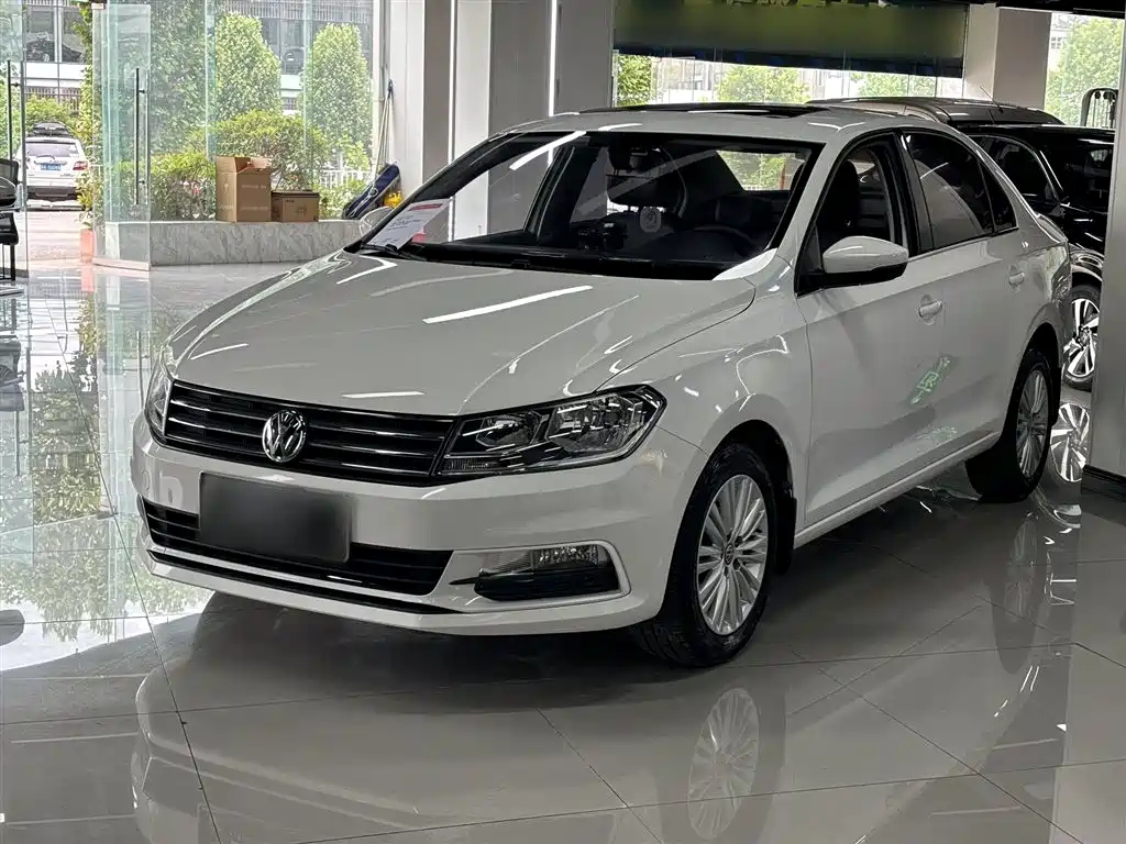 VOLKSWAGEN SANTANA
