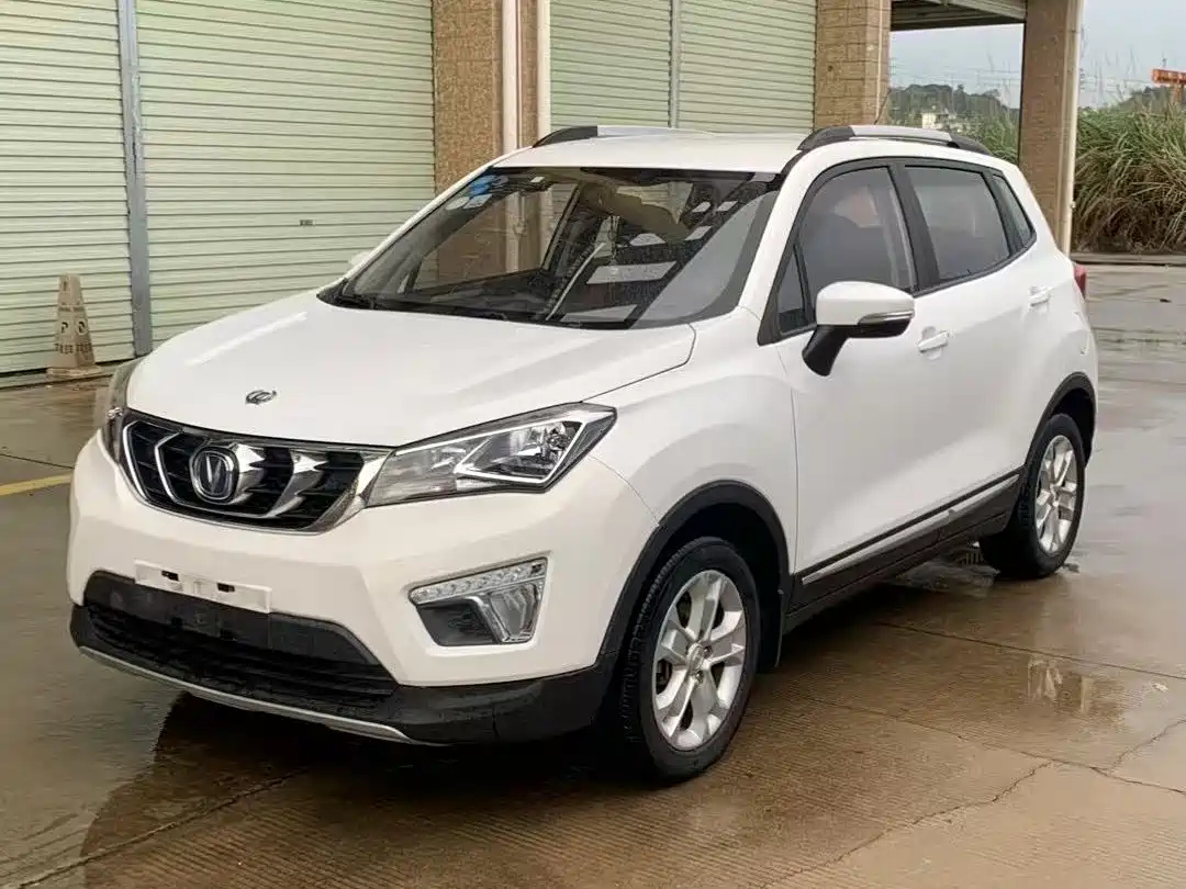 CHANGAN CS15