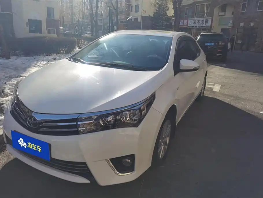 TOYOTA COROLLA