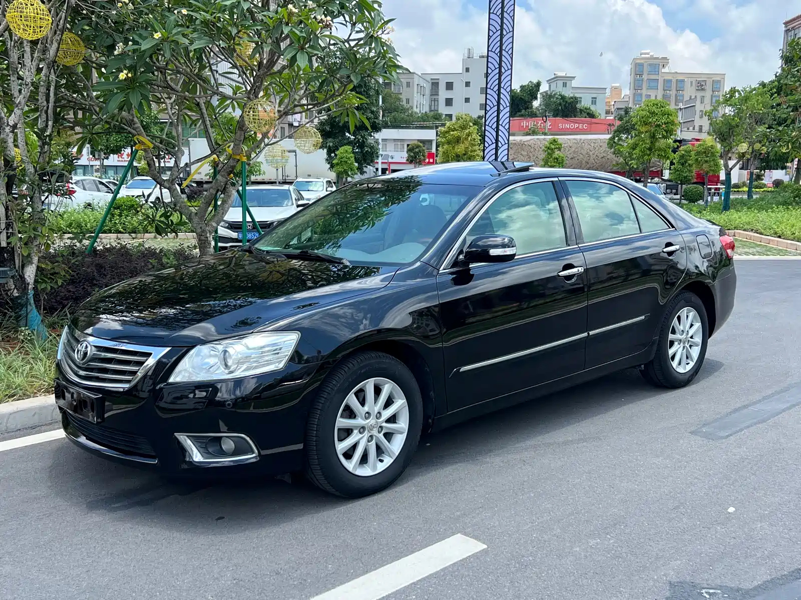 TOYOTA CAMRY