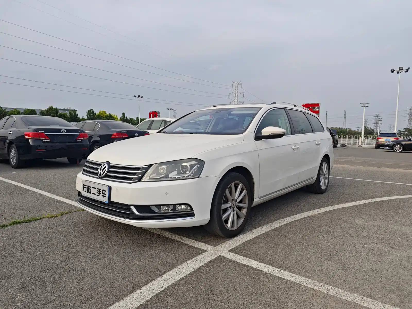 VOLKSWAGEN MAGOTAN IMPORT