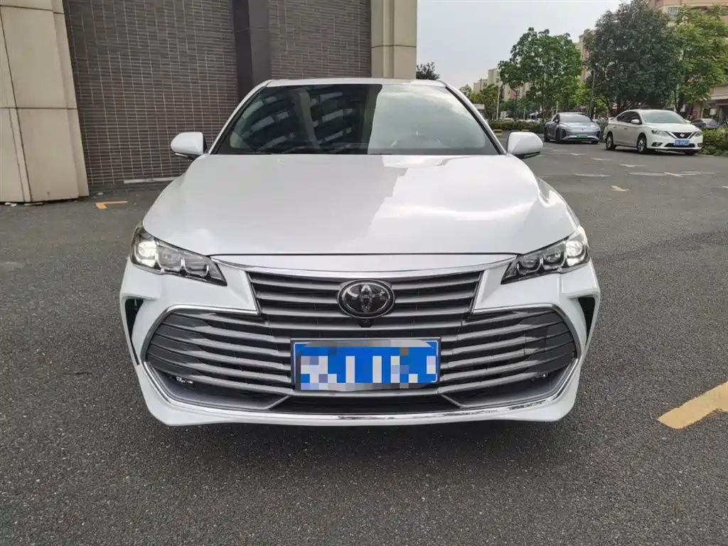 TOYOTA AVALON