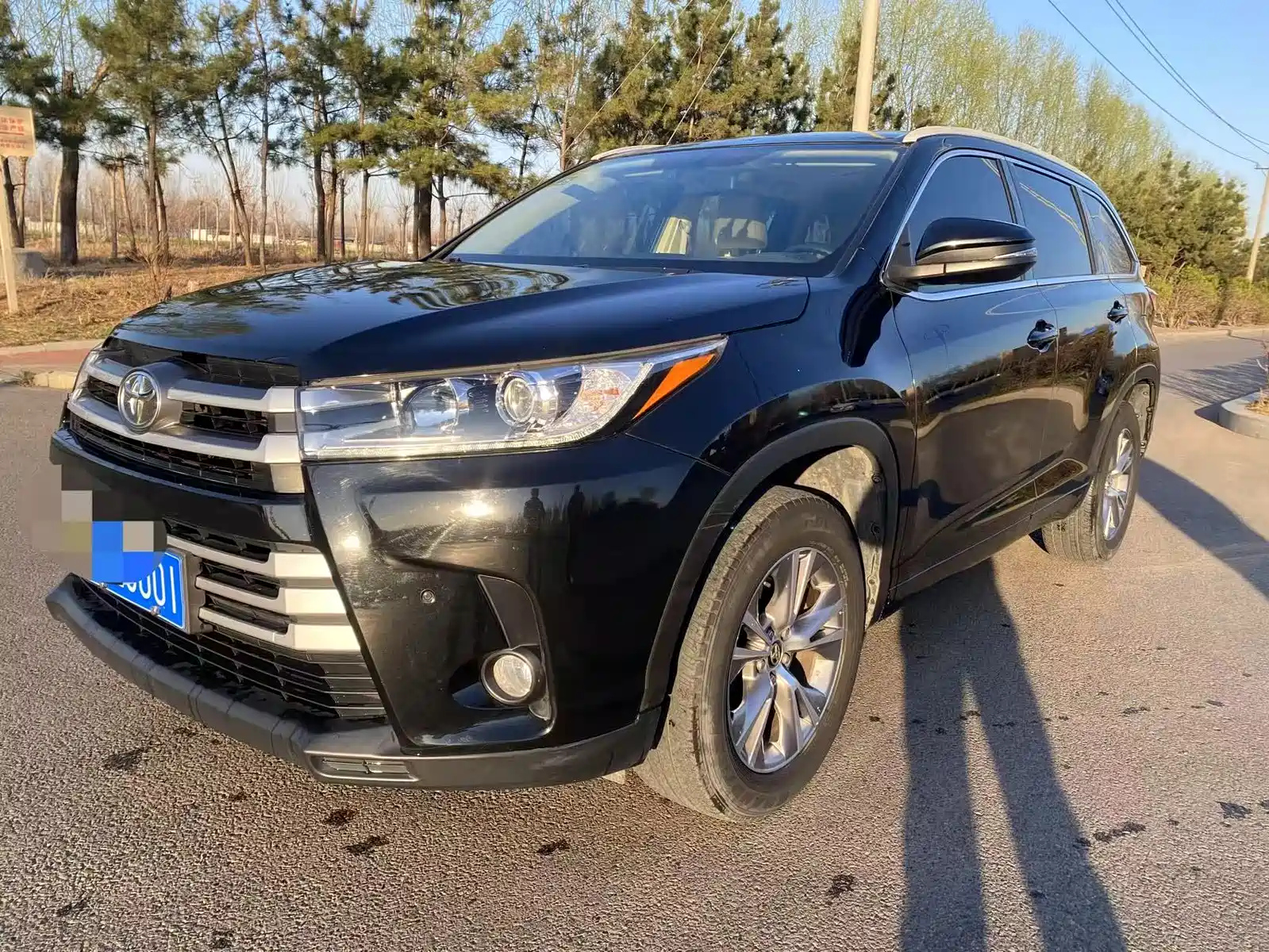 TOYOTA HIGHLANDER