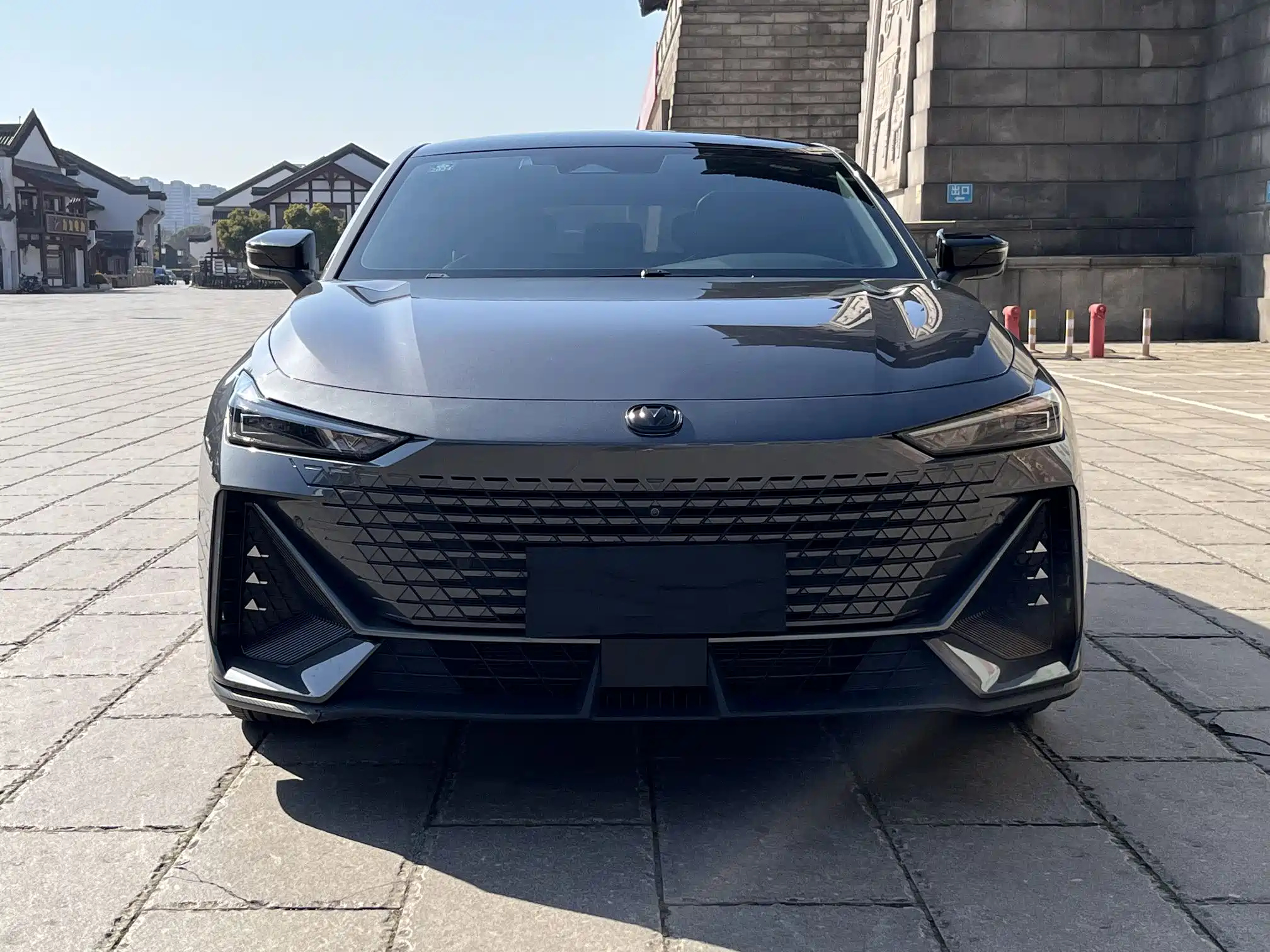 CHANGAN UNI-V