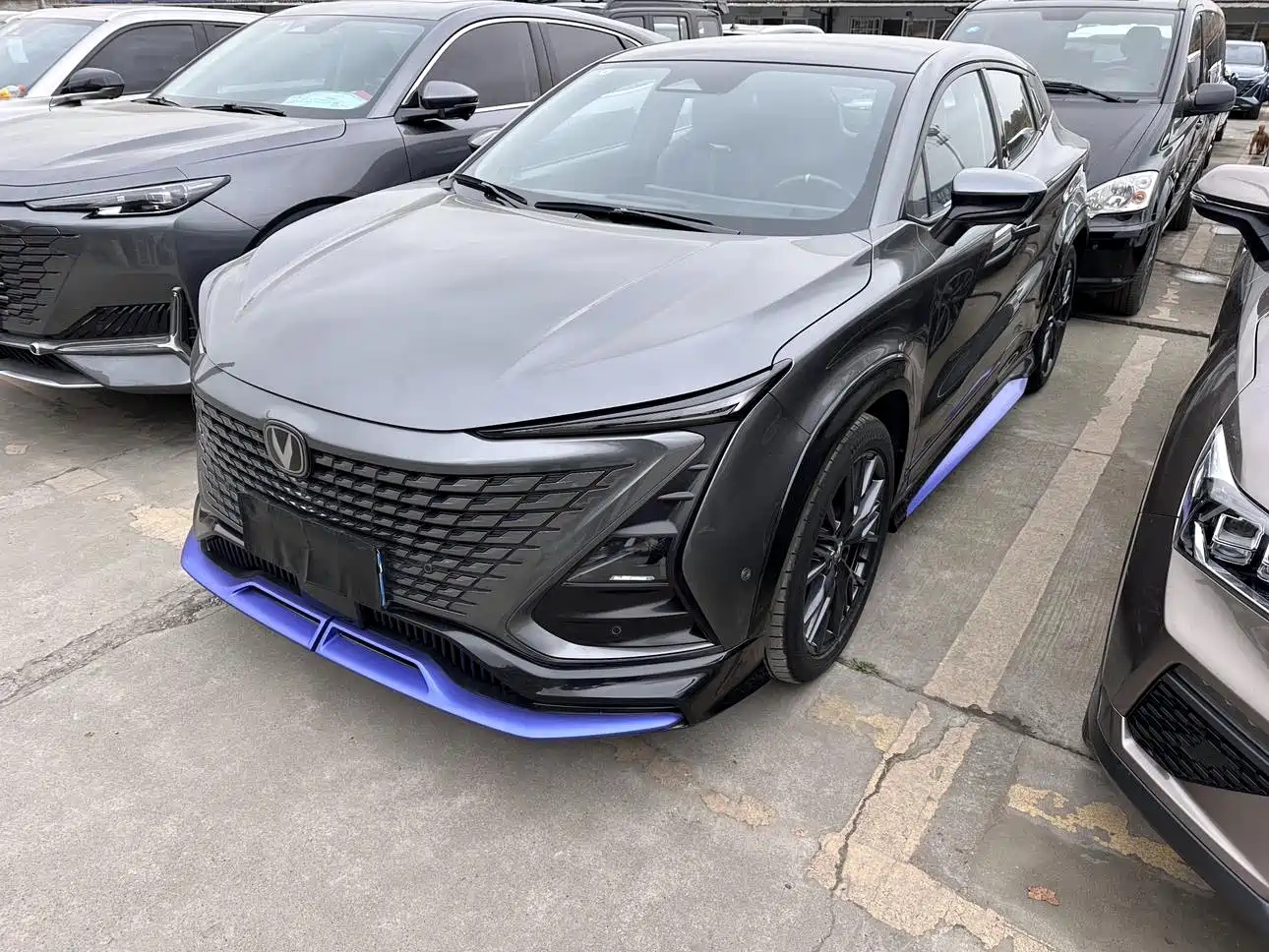 CHANGAN UNI-T