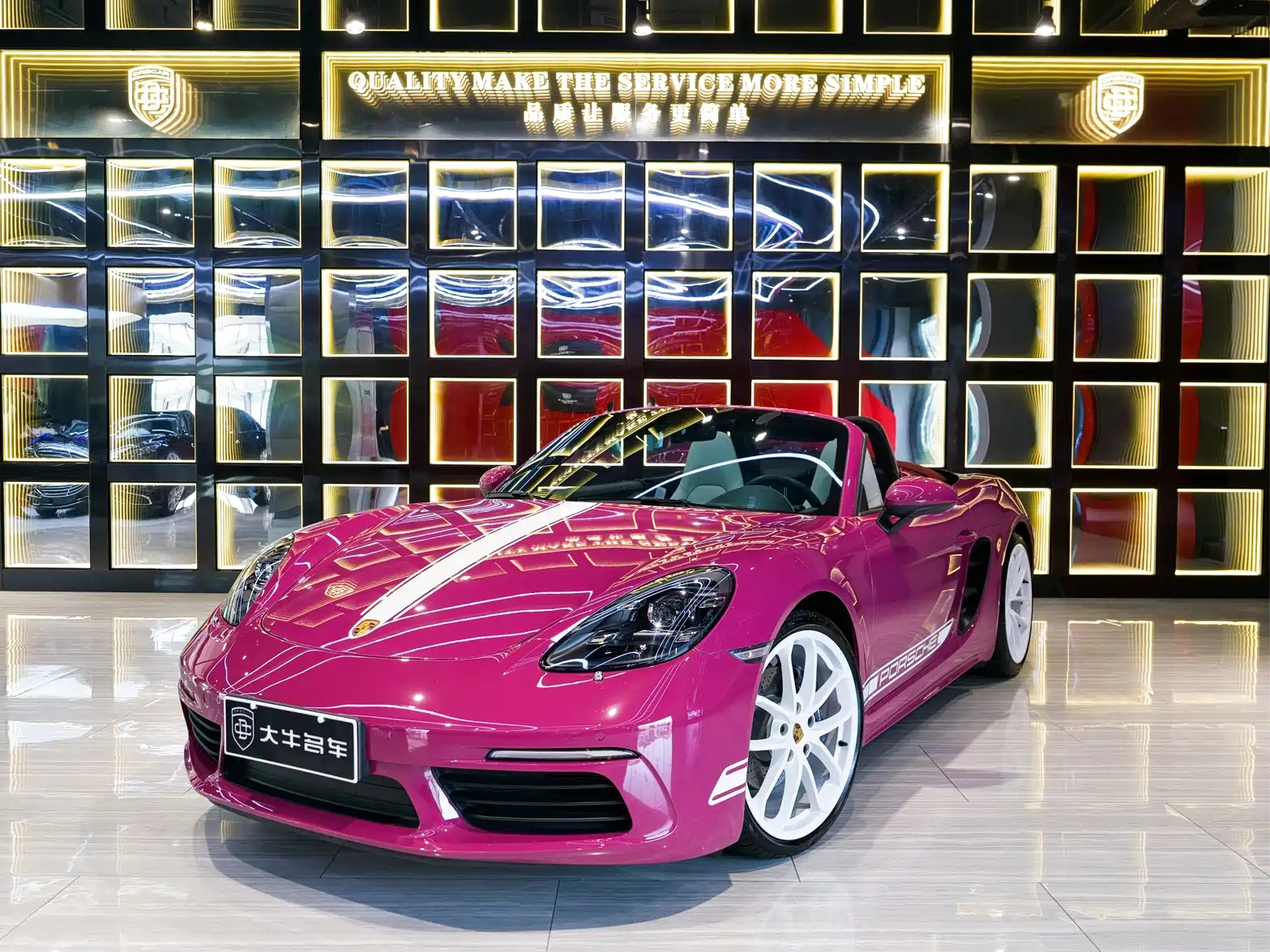 PORSCHE 718