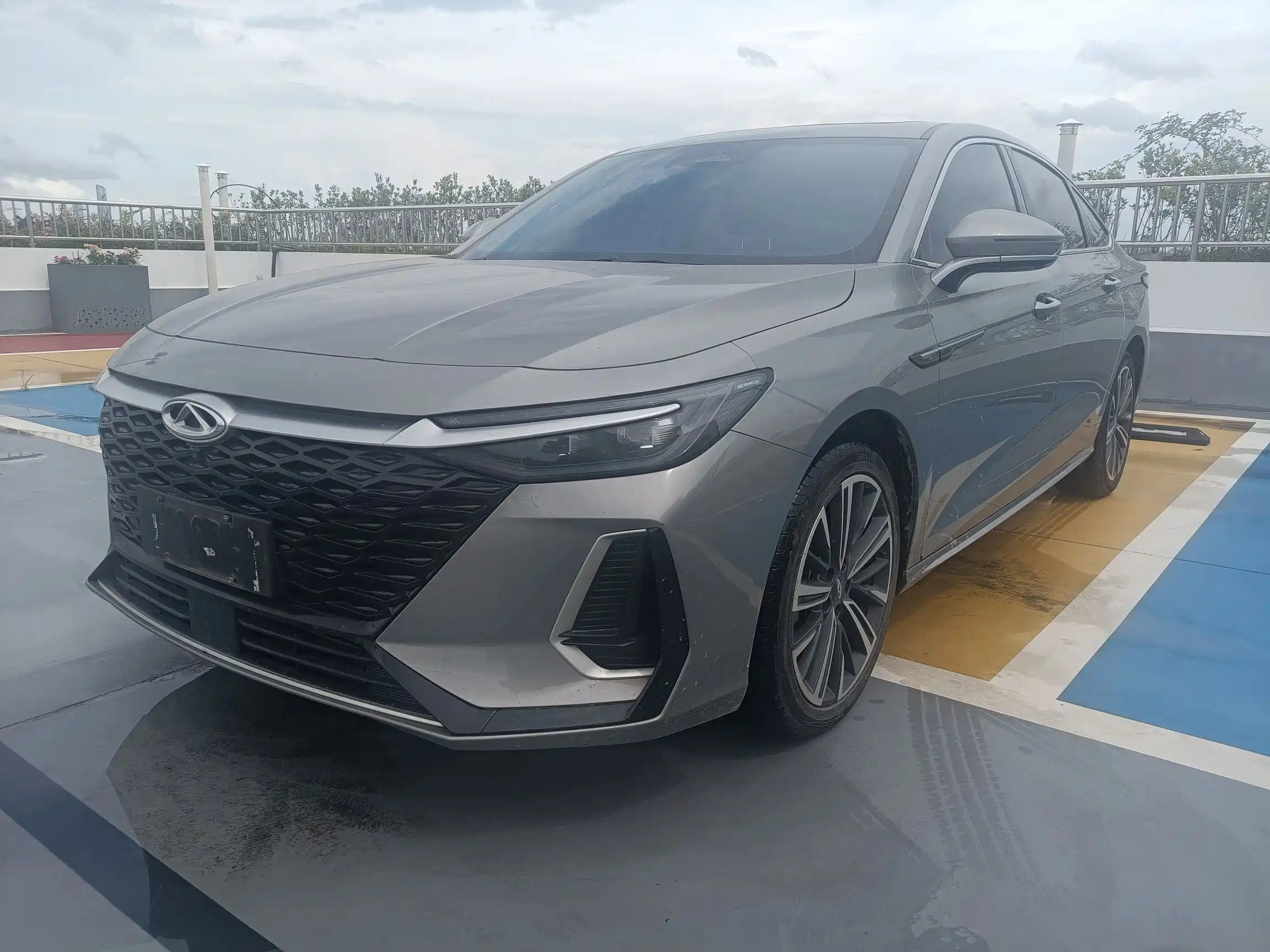 CHERY ARRIZO 8