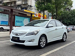 hyundai rena