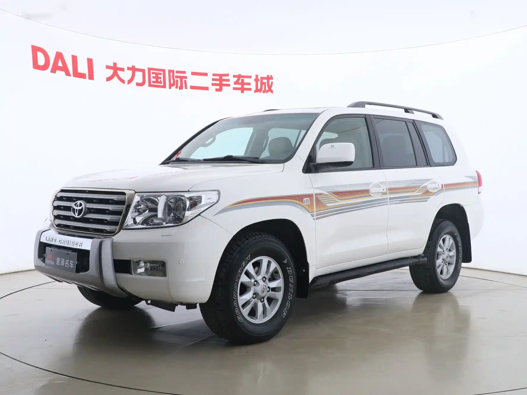 TOYOTA LAND CRUISER