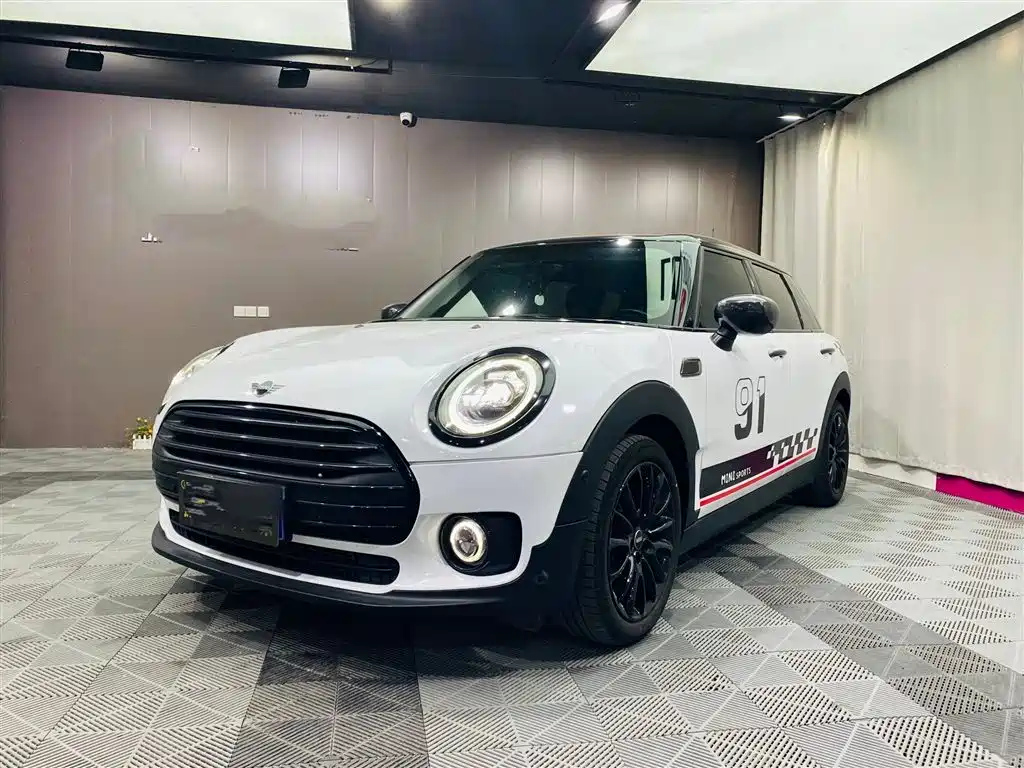 MINI CLUBMAN
