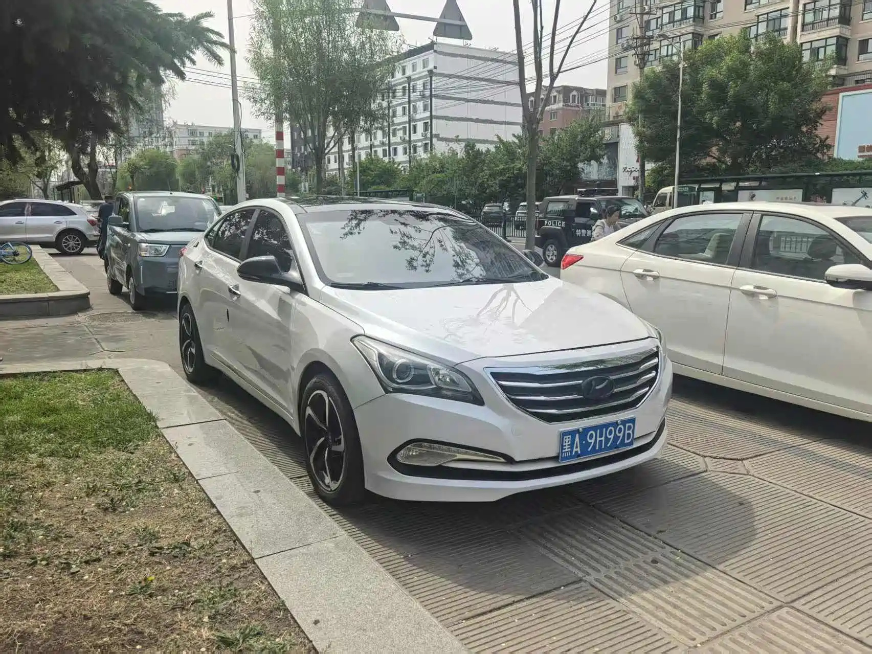 HYUNDAI MISTRA