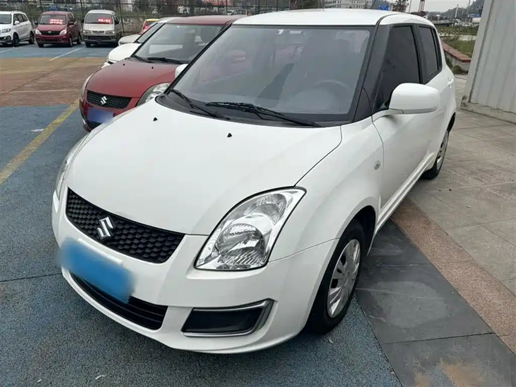 SUZUKI SWIFT