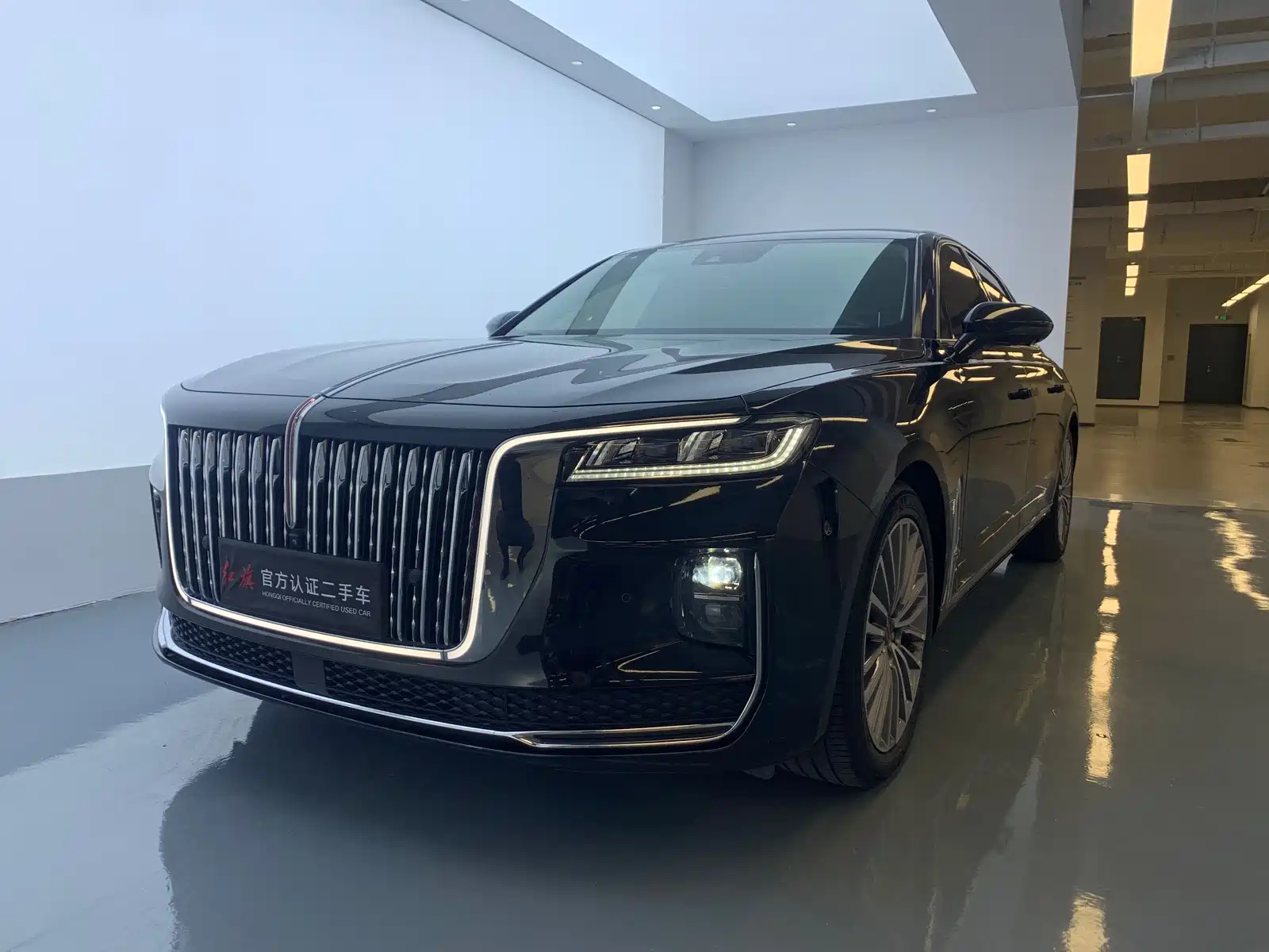 HONGQI H9