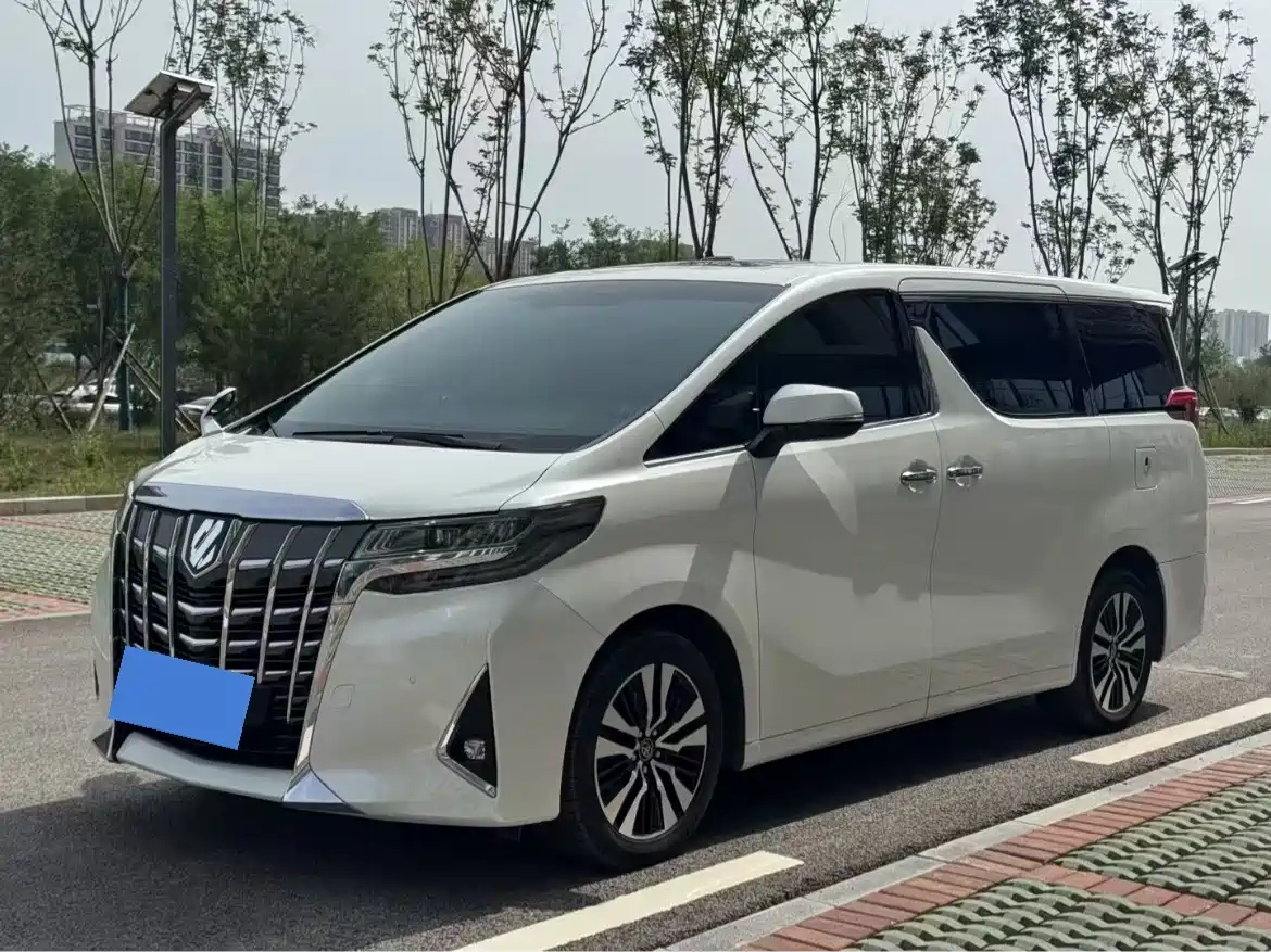 TOYOTA ALPHARD