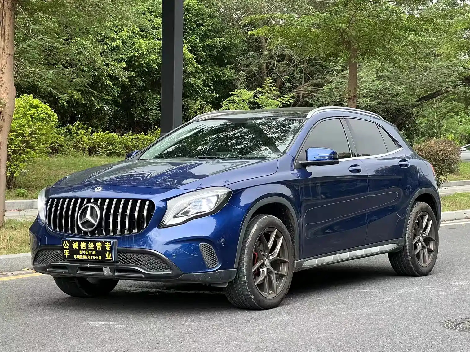 MERCEDES BENZ GLA