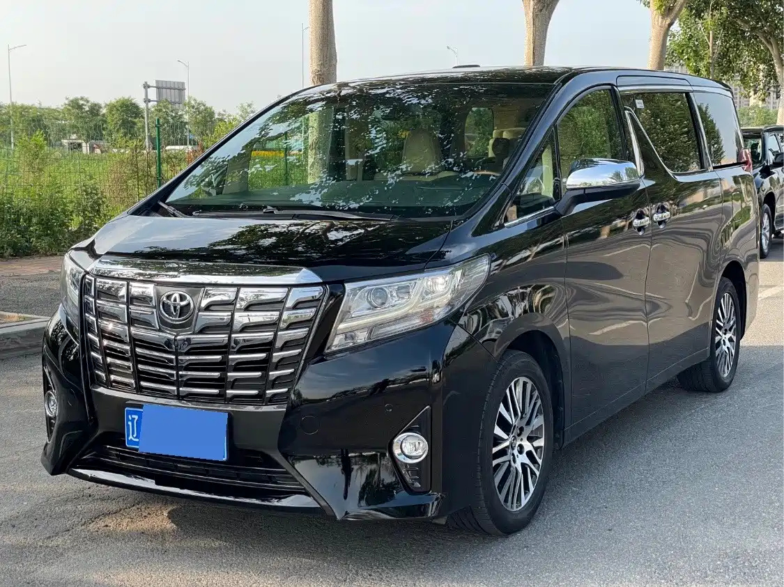 TOYOTA ALPHARD