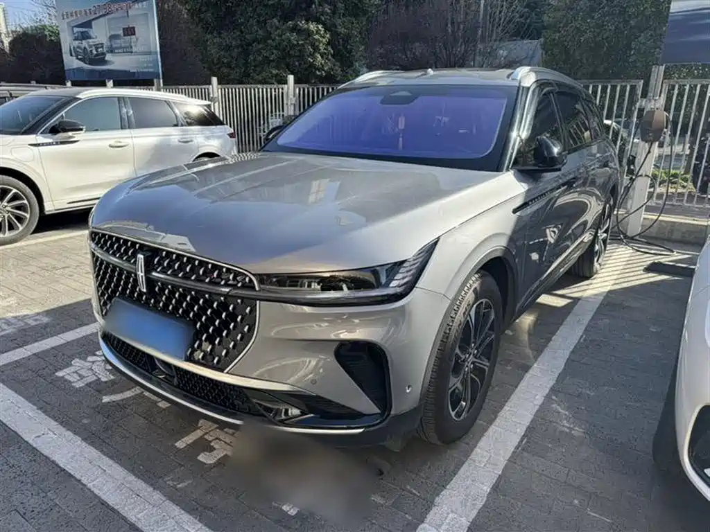LINCOLN NAVIGATOR
