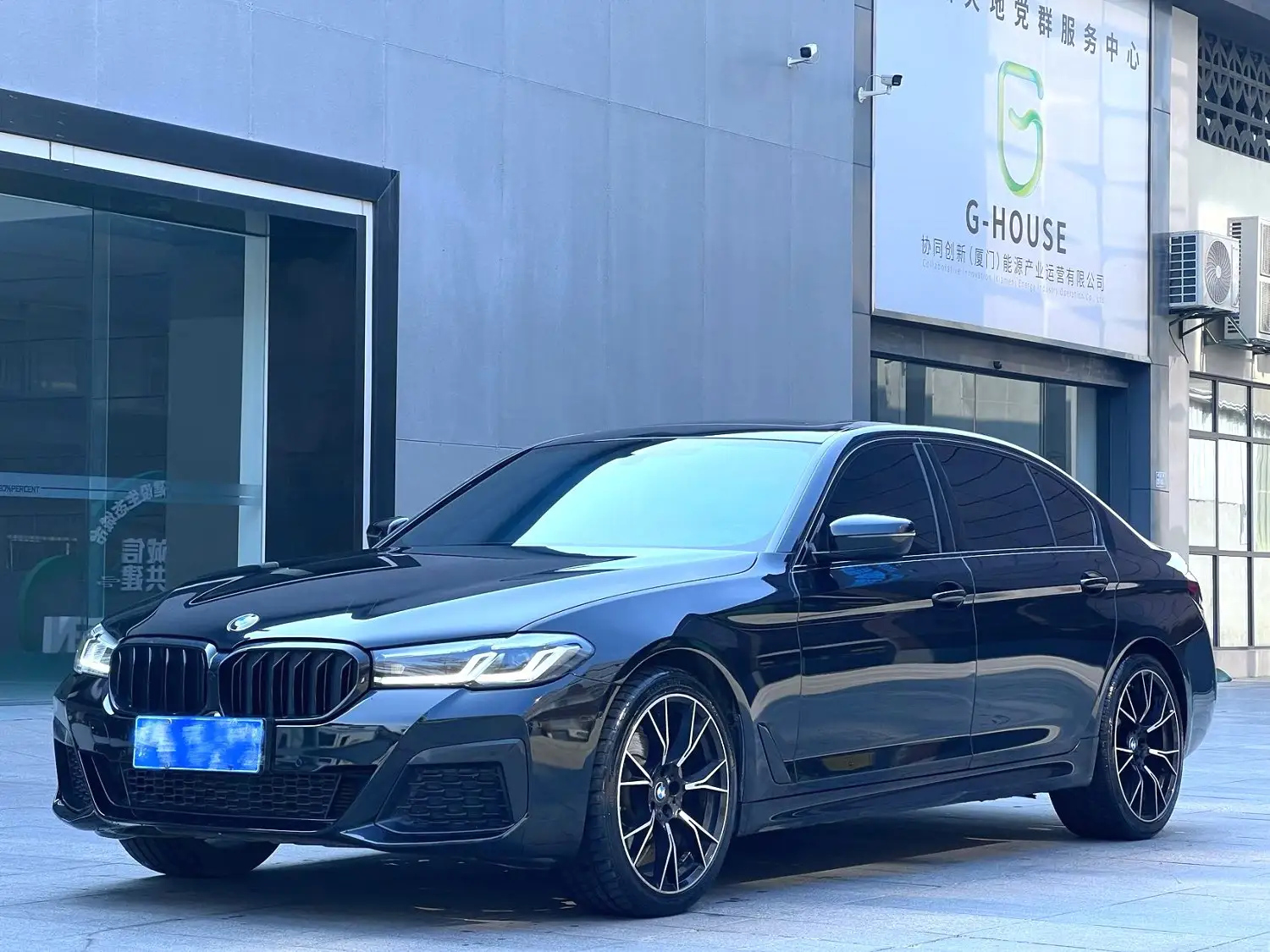 BMW 5-SERIES