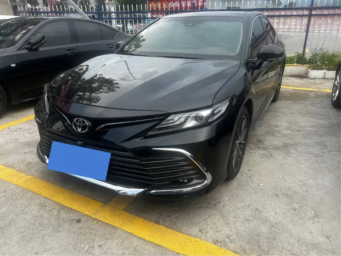 TOYOTA CAMRY 2023