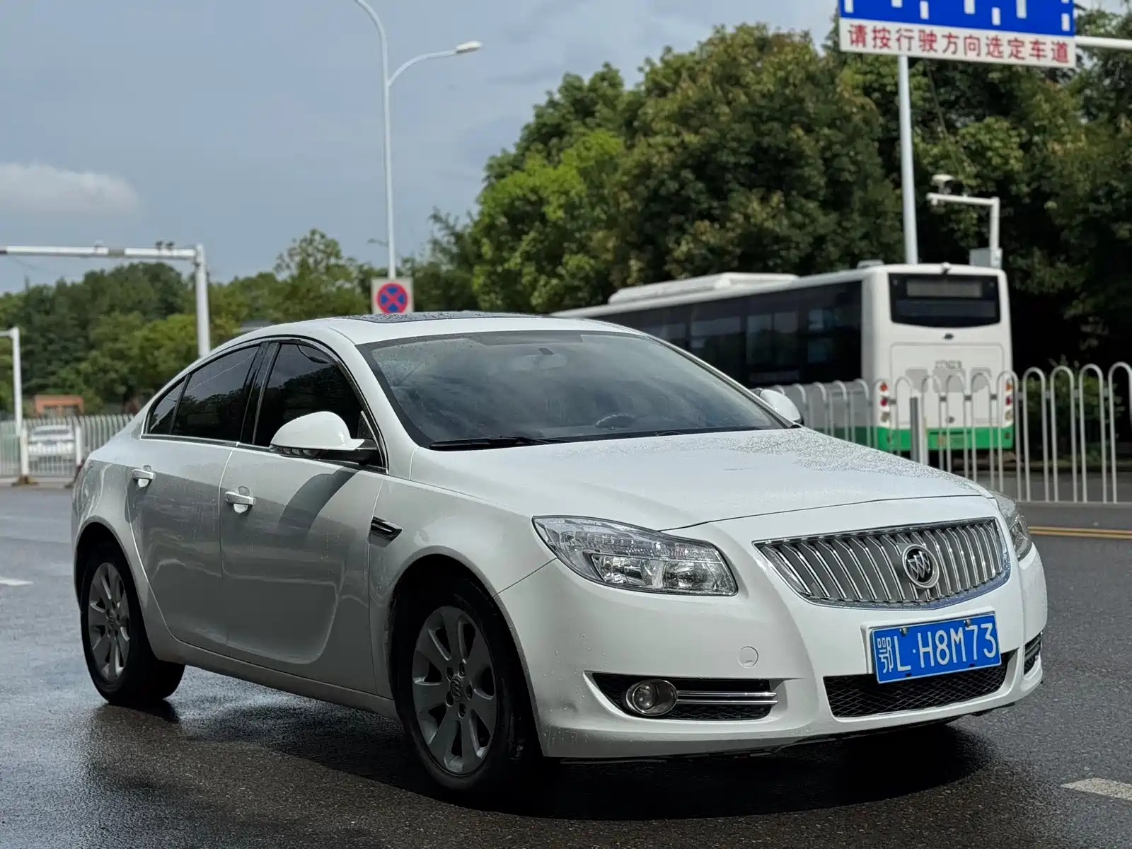 BUICK REGAL 2012