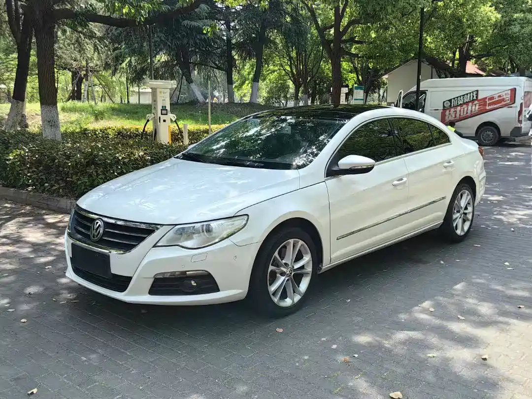 VOLKSWAGEN FAW - VOLKSWAGEN CC 2012