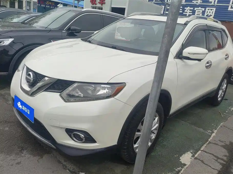 NISSAN X-TRAIL 2014