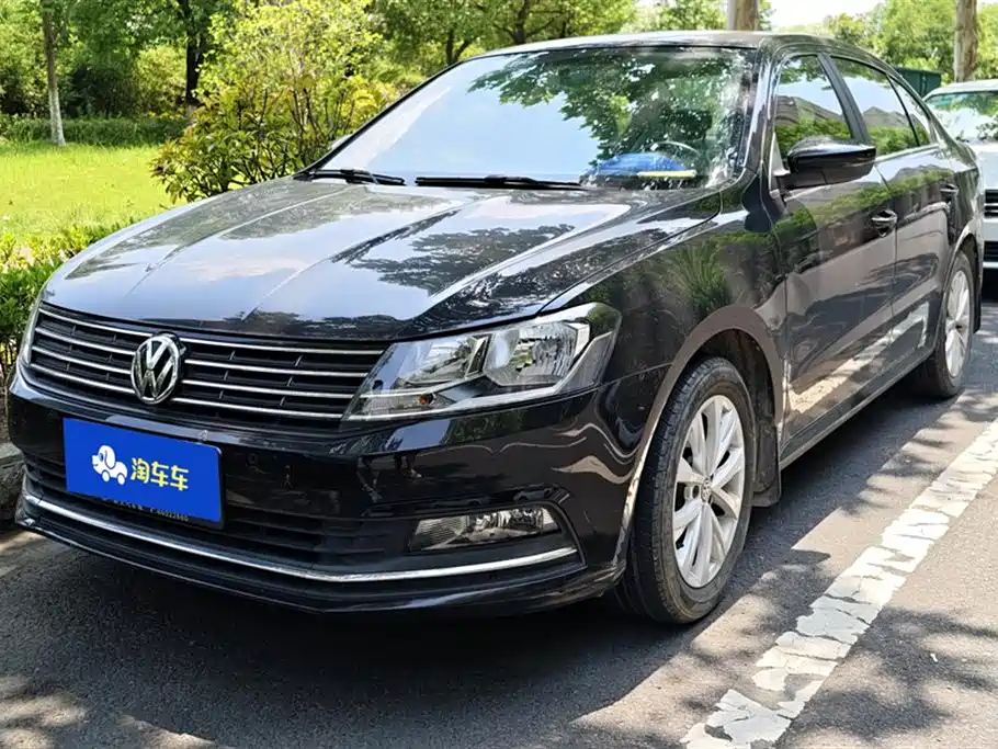 VOLKSWAGEN LAVIDA 2017