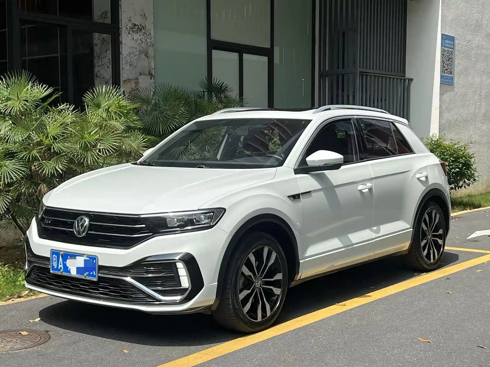 VOLKSWAGEN T-ROC TANGE 2019