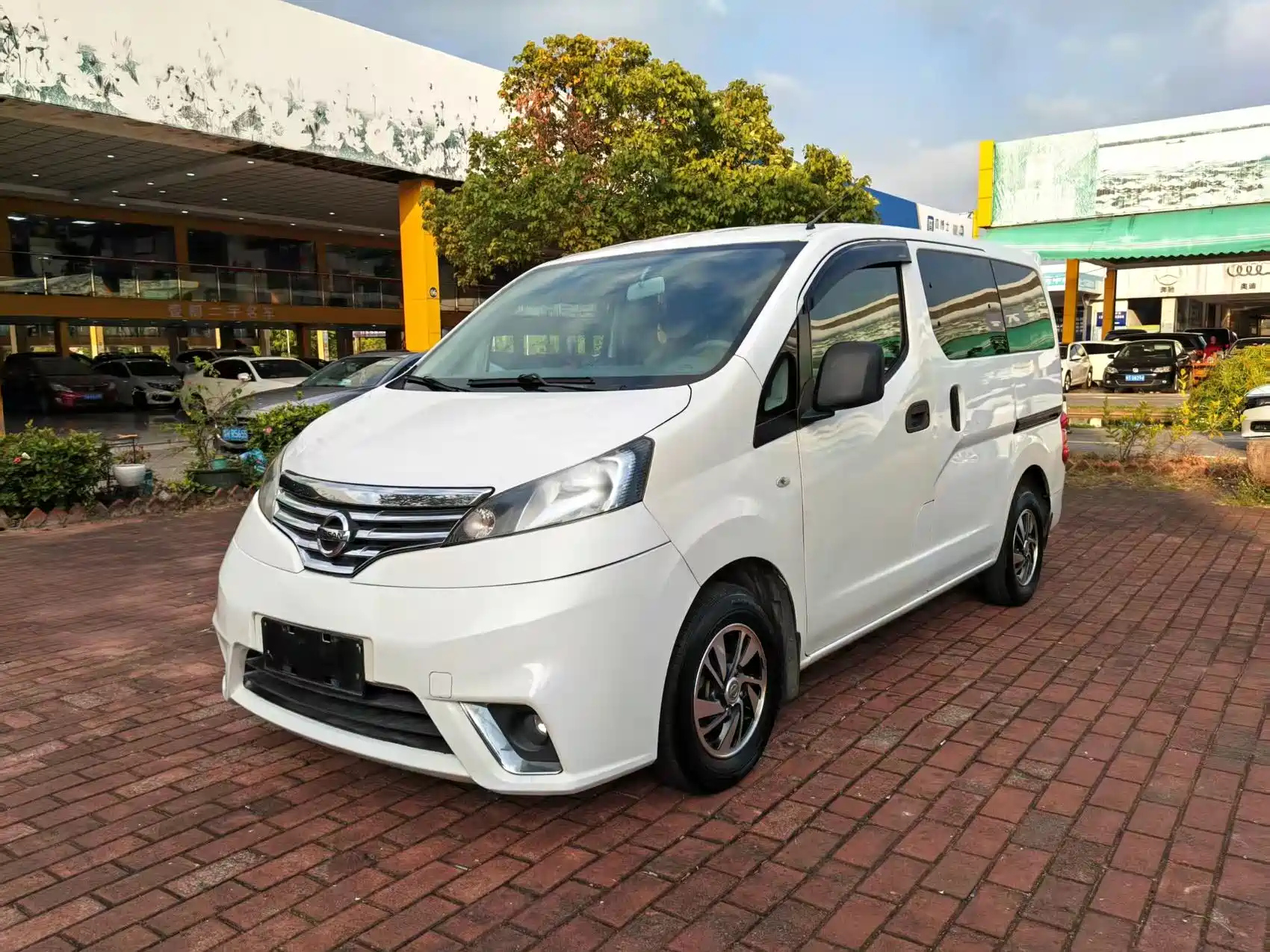 NISSAN NV200 2016