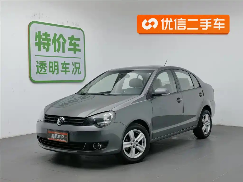 VOLKSWAGEN POLO 2011