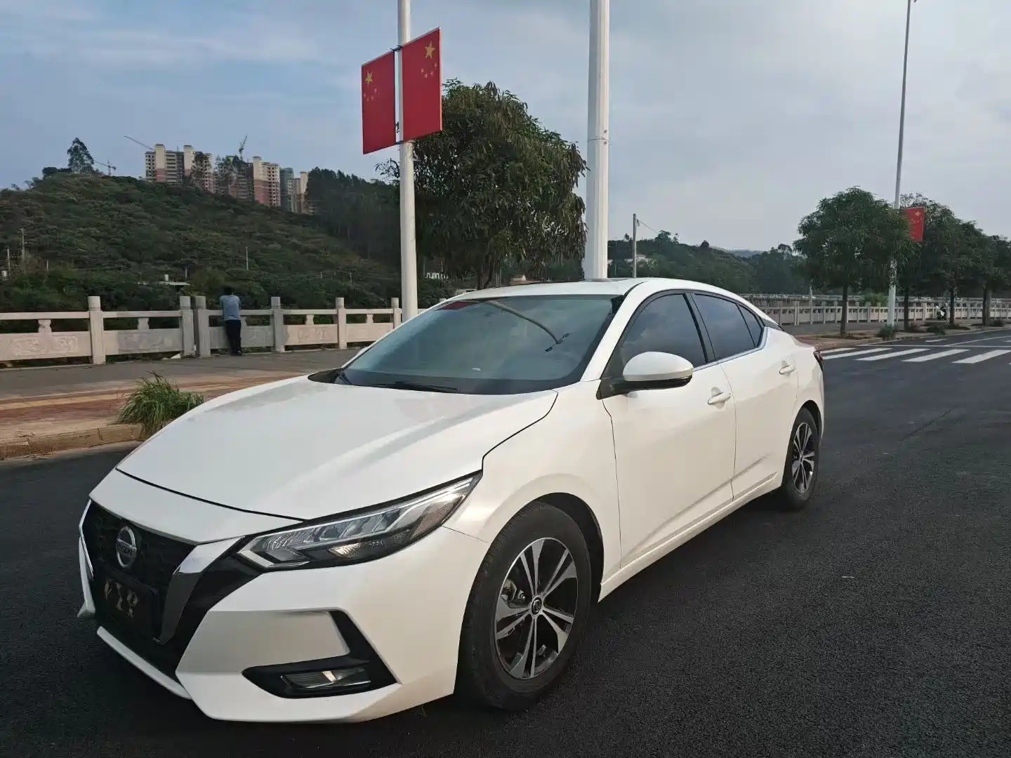 NISSAN SYLPHY 2020