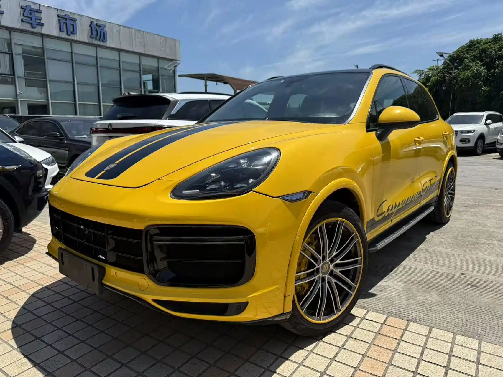 PORSCHE CAYENNE 2011