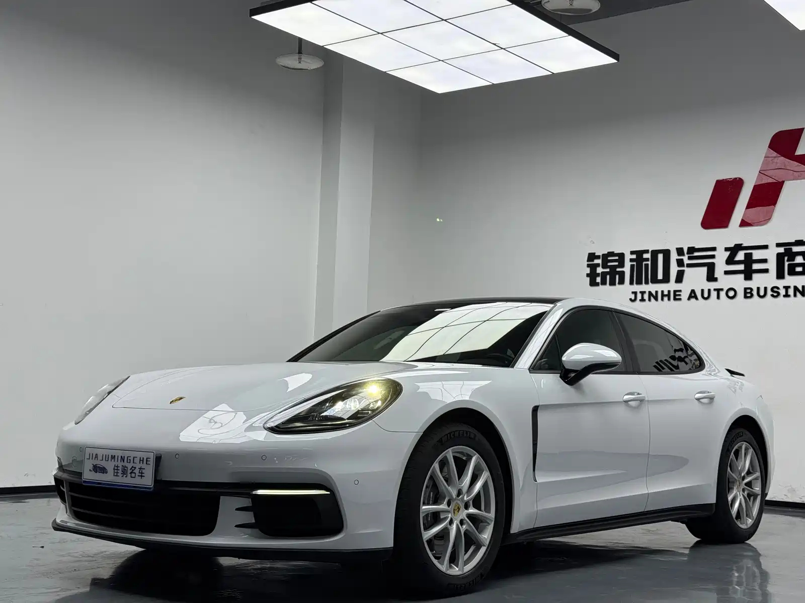 PORSCHE PANAMERA 2019