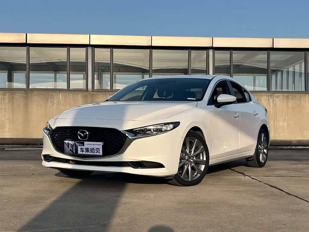 MAZDA 3 AXELA 2021