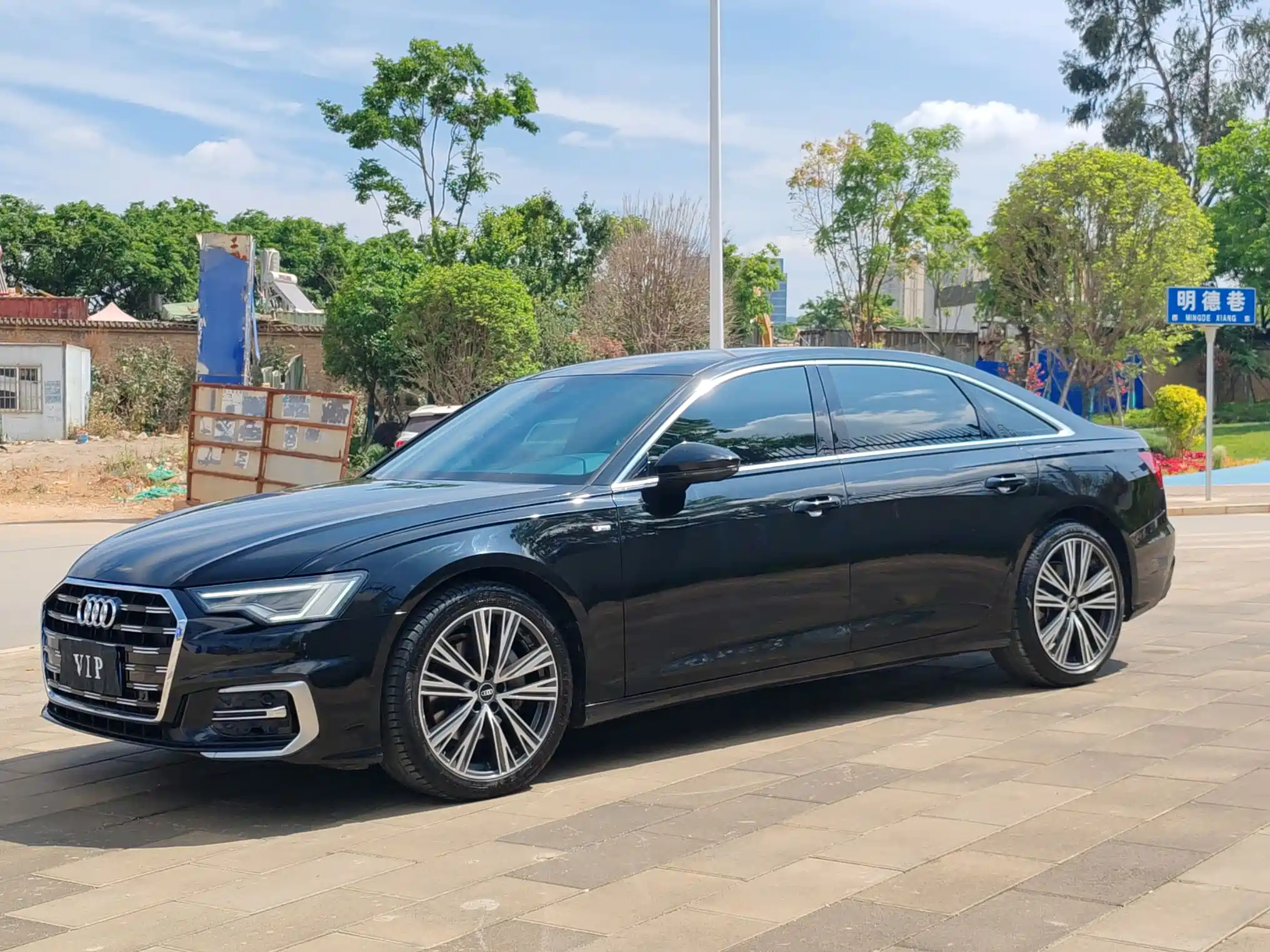 AUDI A6L 2023