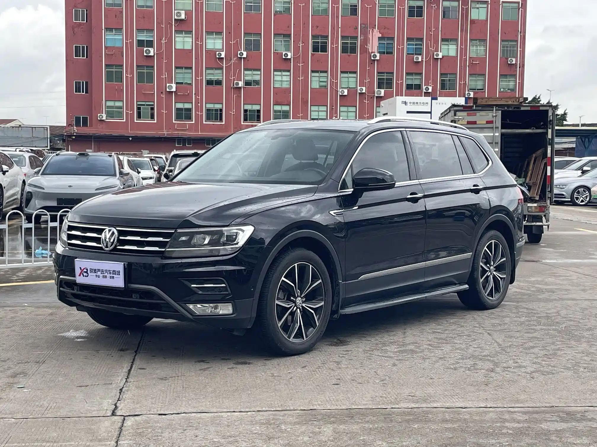 VOLKSWAGEN TIGUAN L 2019