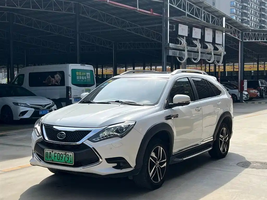 BYD TANG NEW ENERGY 2015