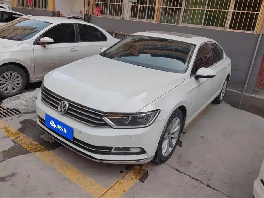 VOLKSWAGEN MAGOTAN 2018