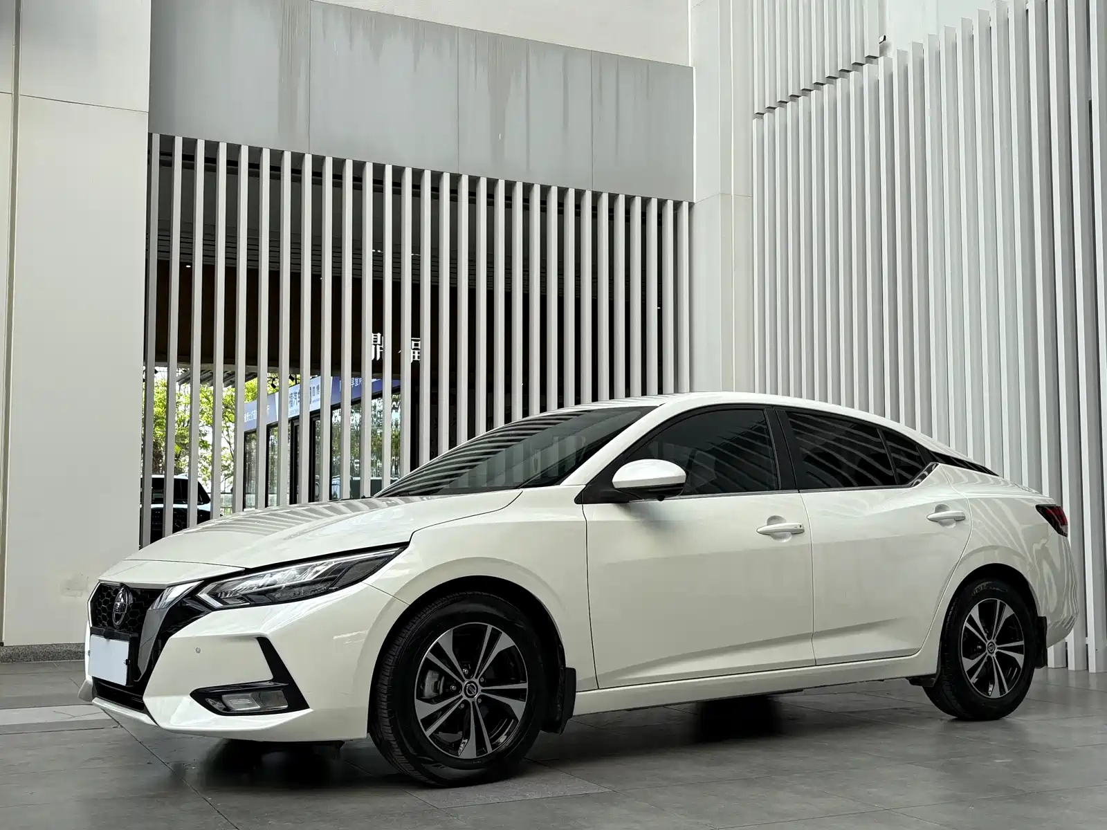 NISSAN SYLPHY 2021