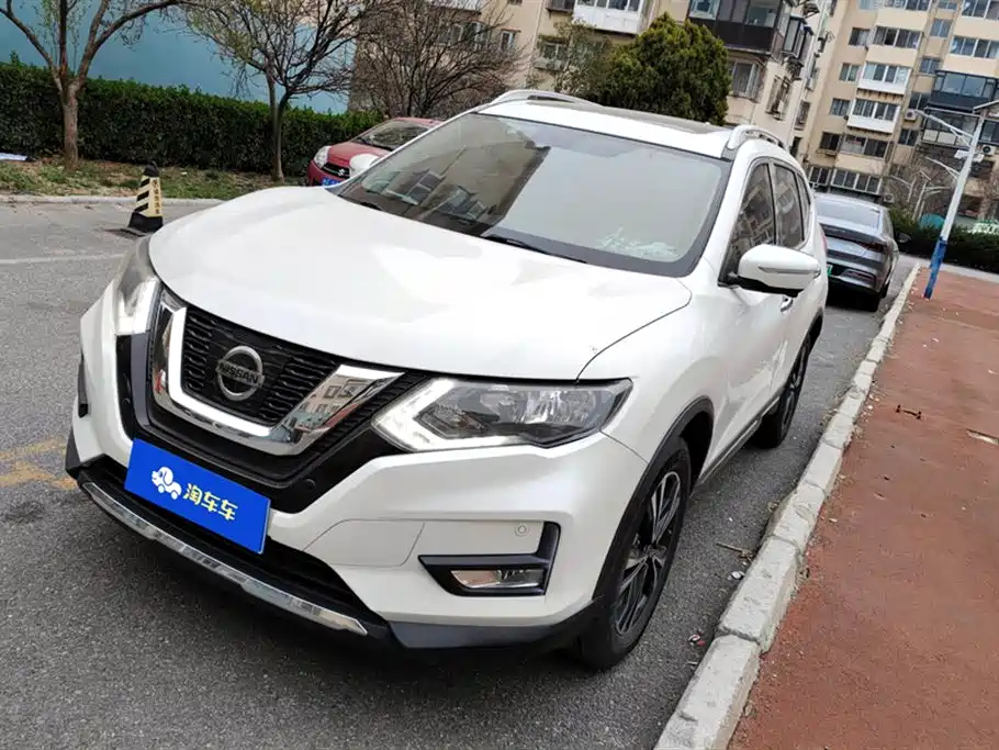 NISSAN X-TRAIL 2019