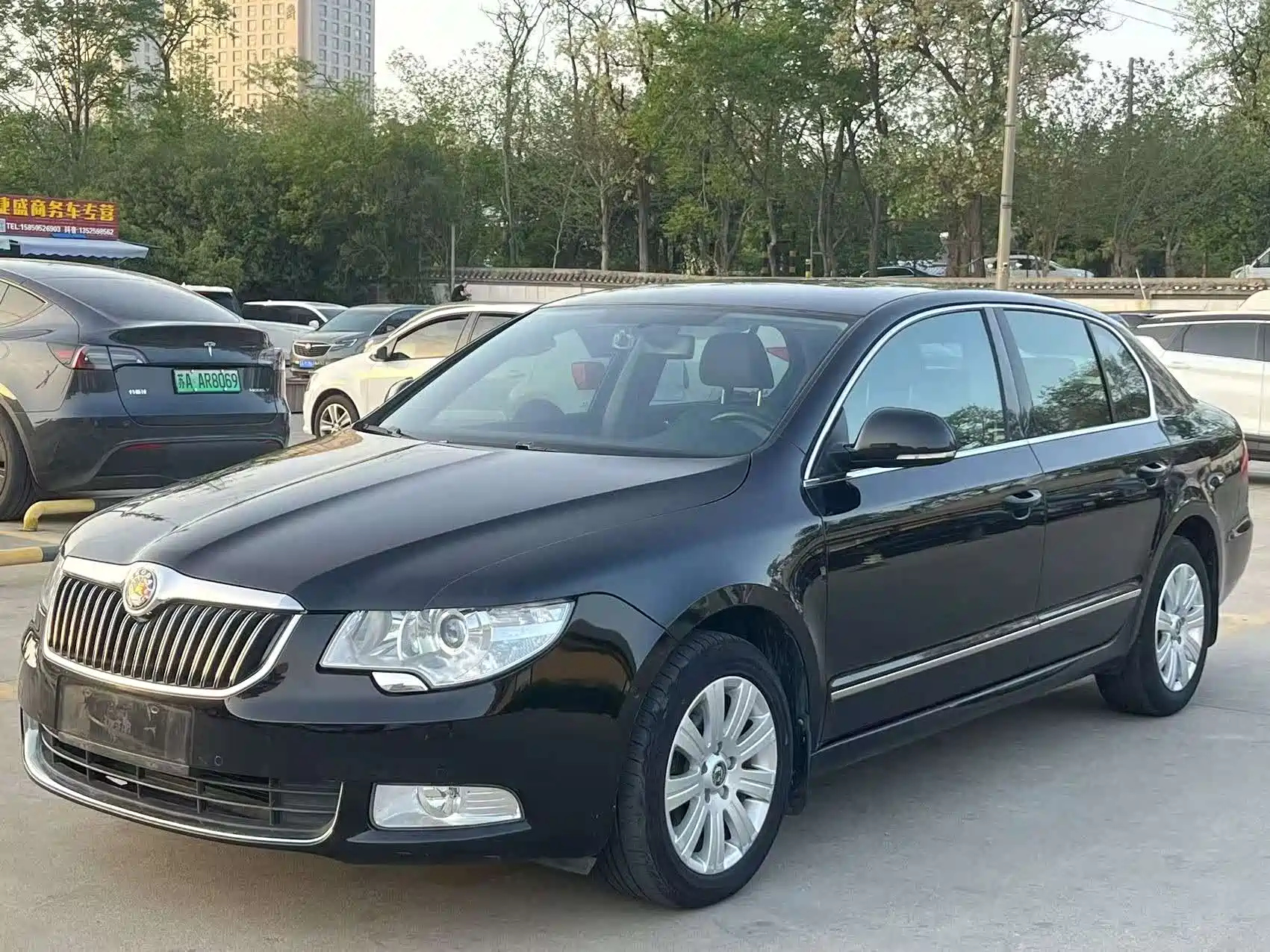 SKODA SUPERB