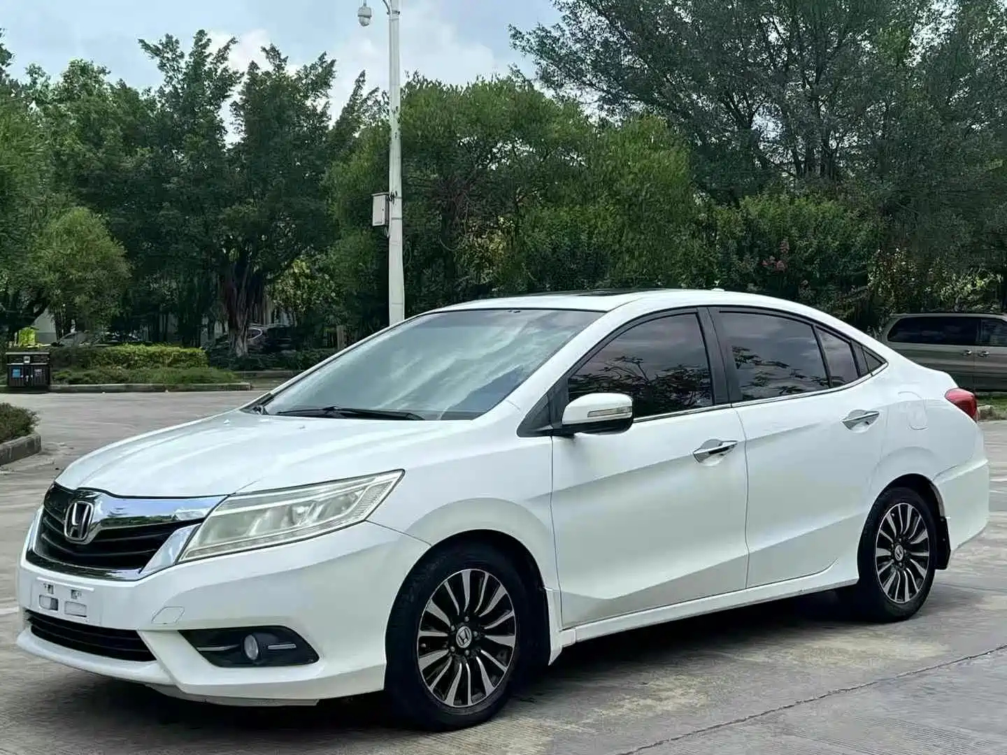 HONDA CRIDER 2013
