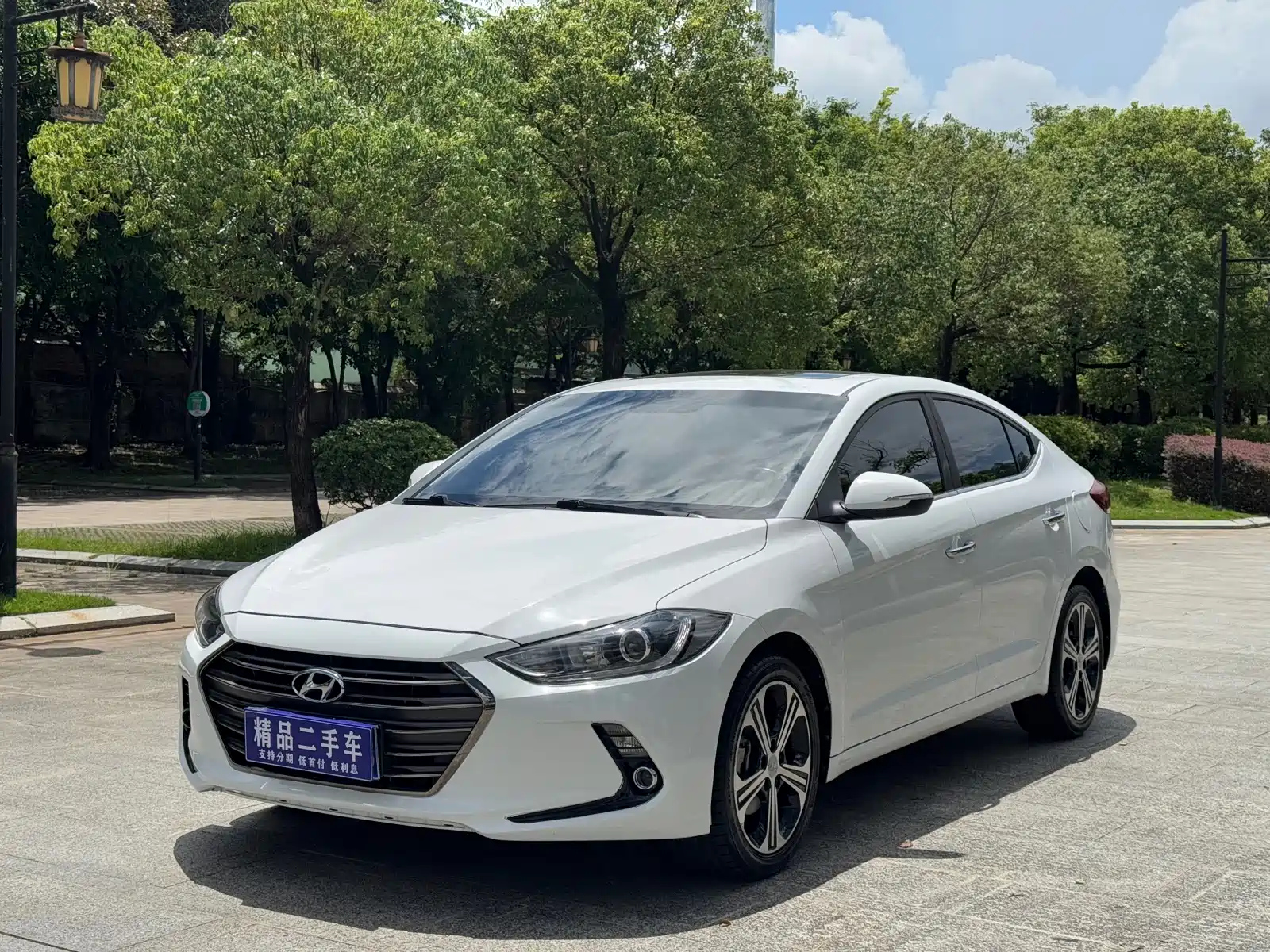HYUNDAI ELANTRA 2018