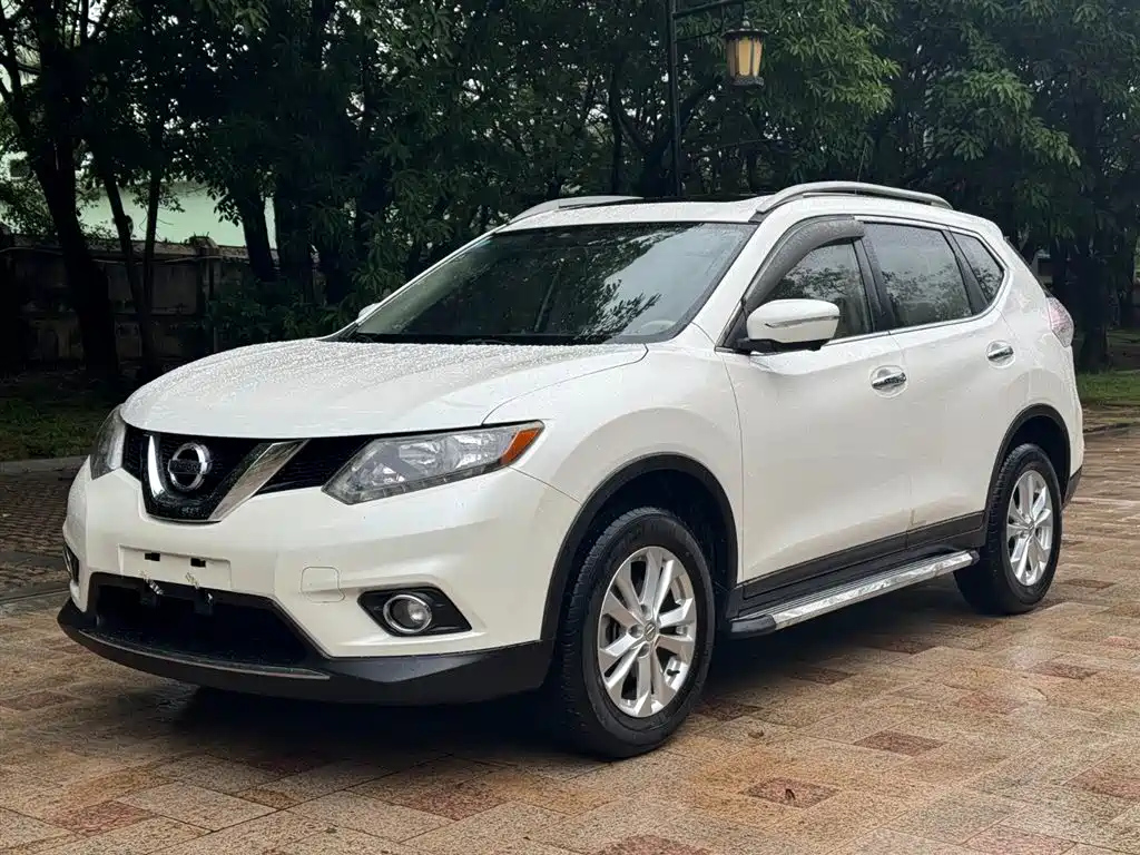 NISSAN X-TRAIL 2014