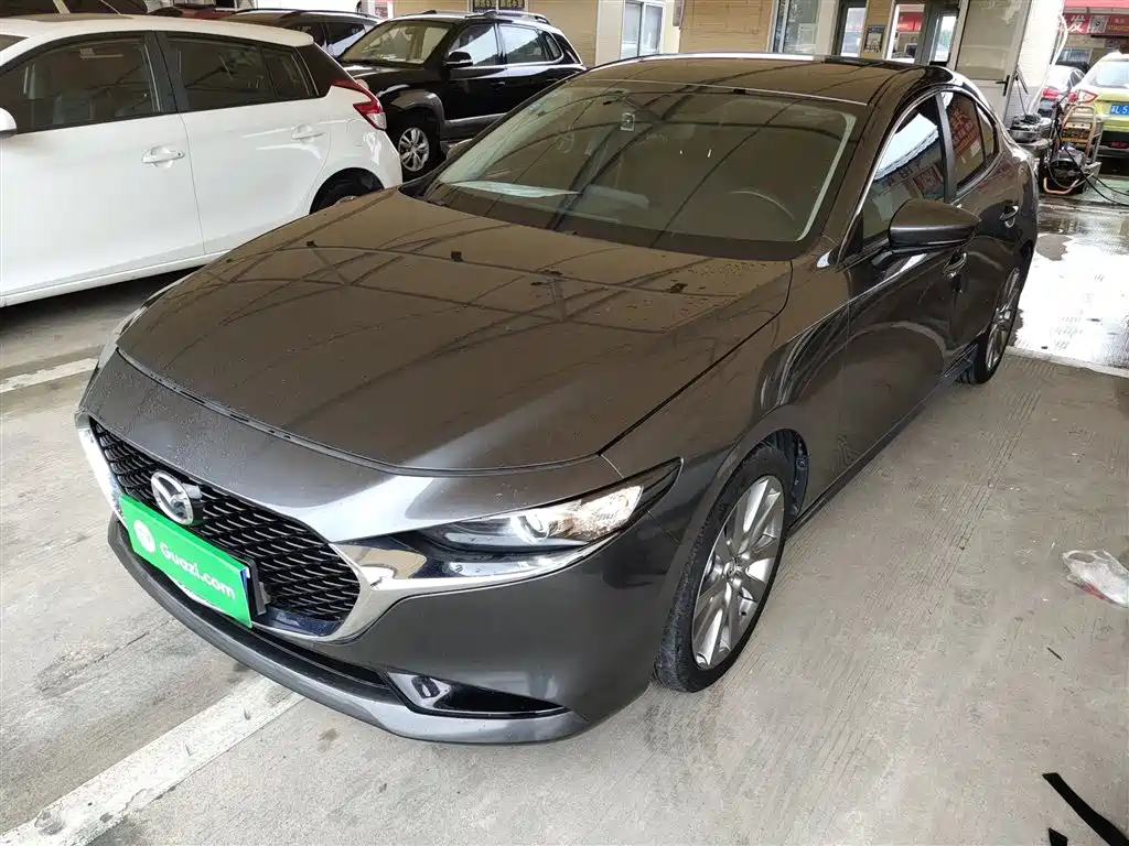 MAZDA 3 AXELA 2020