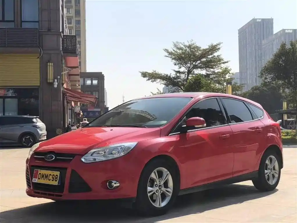FORD FOCUS 2012