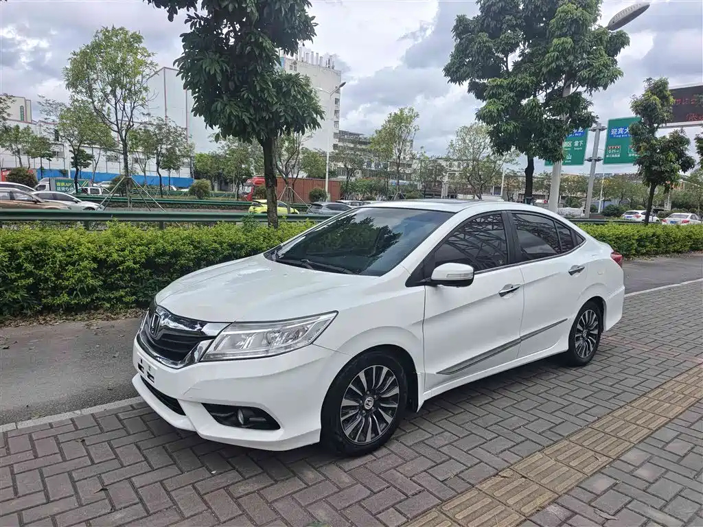 HONDA CRIDER 2015